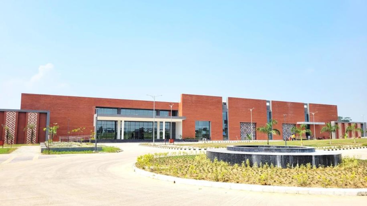 IIM Sambalpur at a Glance
